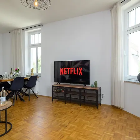 Le Vacation 3-room-apartment 67qm, Kueche, Netflix, Free-tv *