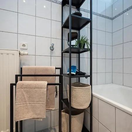 Le Vacation 3-room-apartment 67qm, Kueche, Netflix, Free-tv Шкойдиц